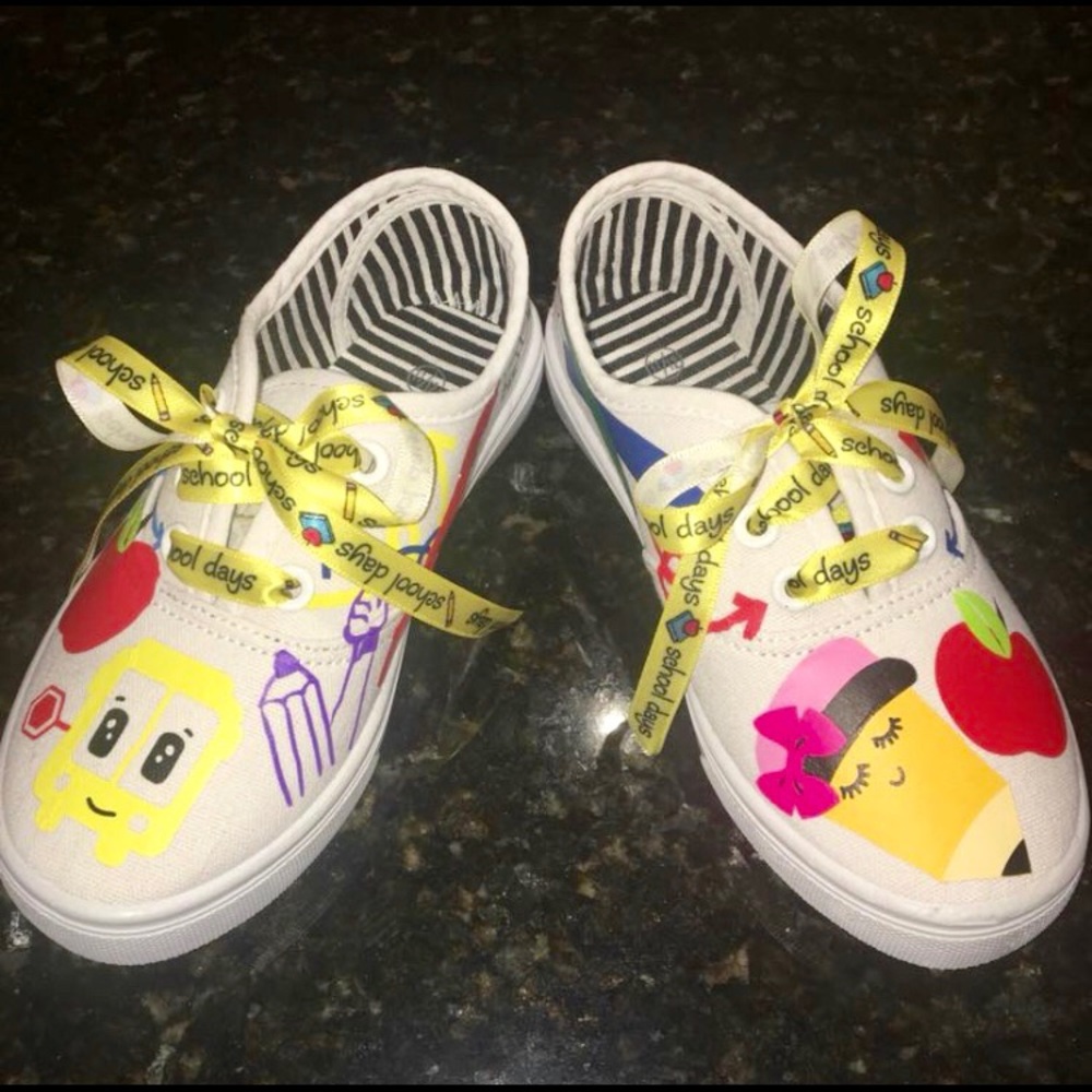 School days canvas tennis shoes
